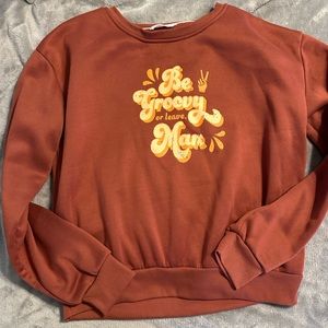Juniors cropped sweatshirt, size Xl. New, w/o tags